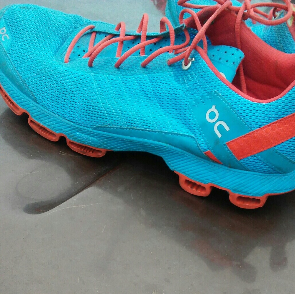 Men athletic shoes